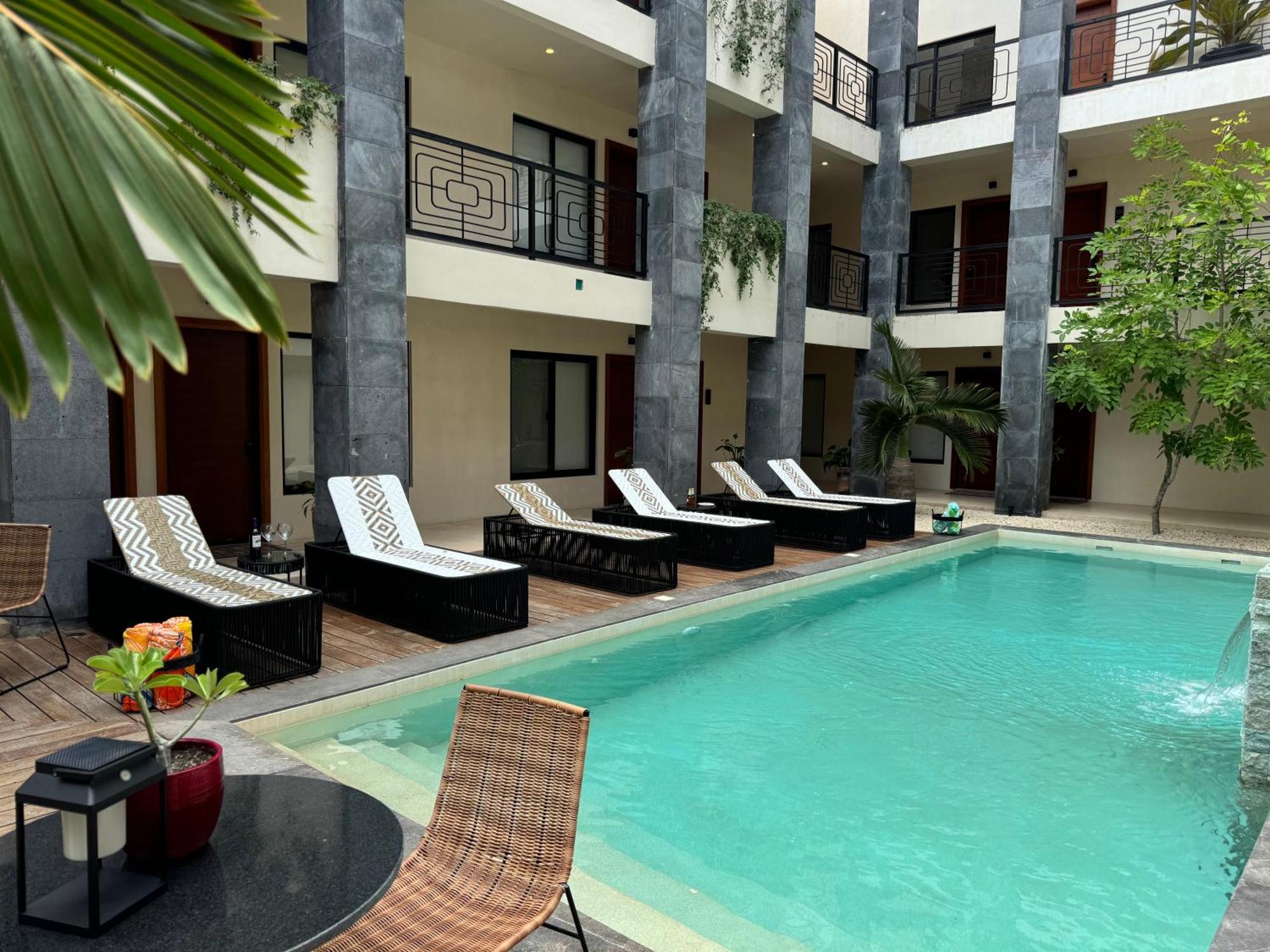 Talulah Living Aparthotel