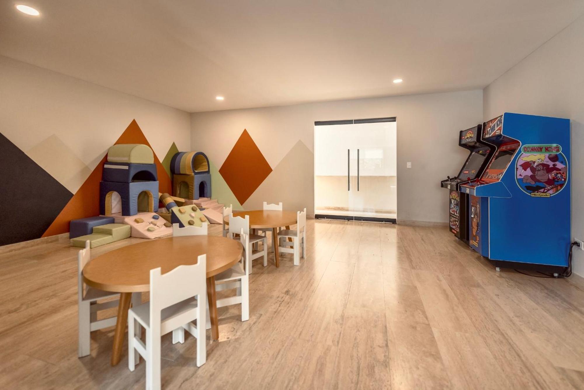 Private & Infinity Pool, King Bed, Sauna, Gym & Apartment Tulum