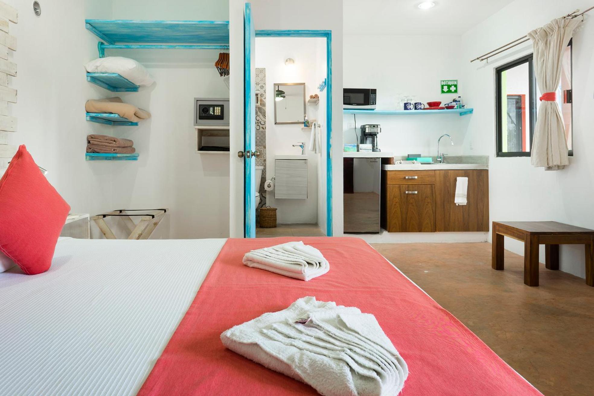 Casa Toloc Aparthotel