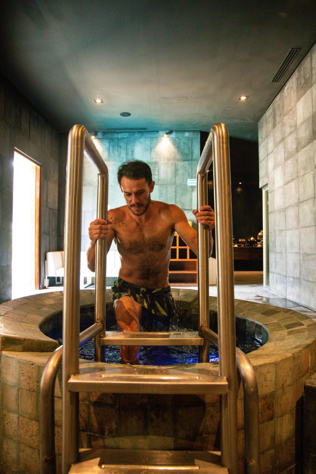 Starfit Boutique Beachclub, & Gym Included Hotel