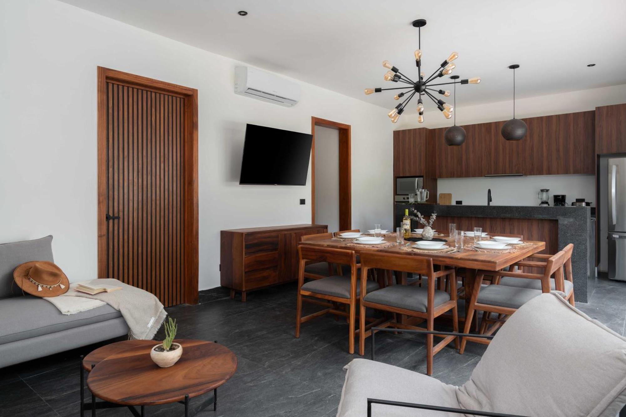 Luxury Jungle With Private Pool & Concierge Villa