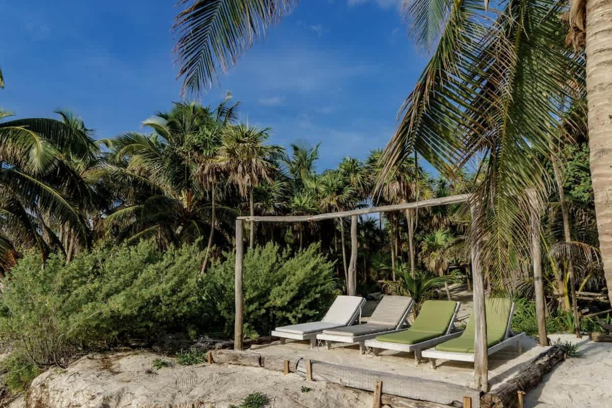 Villa Beautiful 5 Bedroom Beachfront Tulum