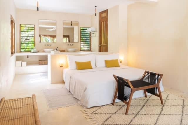 Villa Beautiful 5 Bedroom Beachfront Tulum