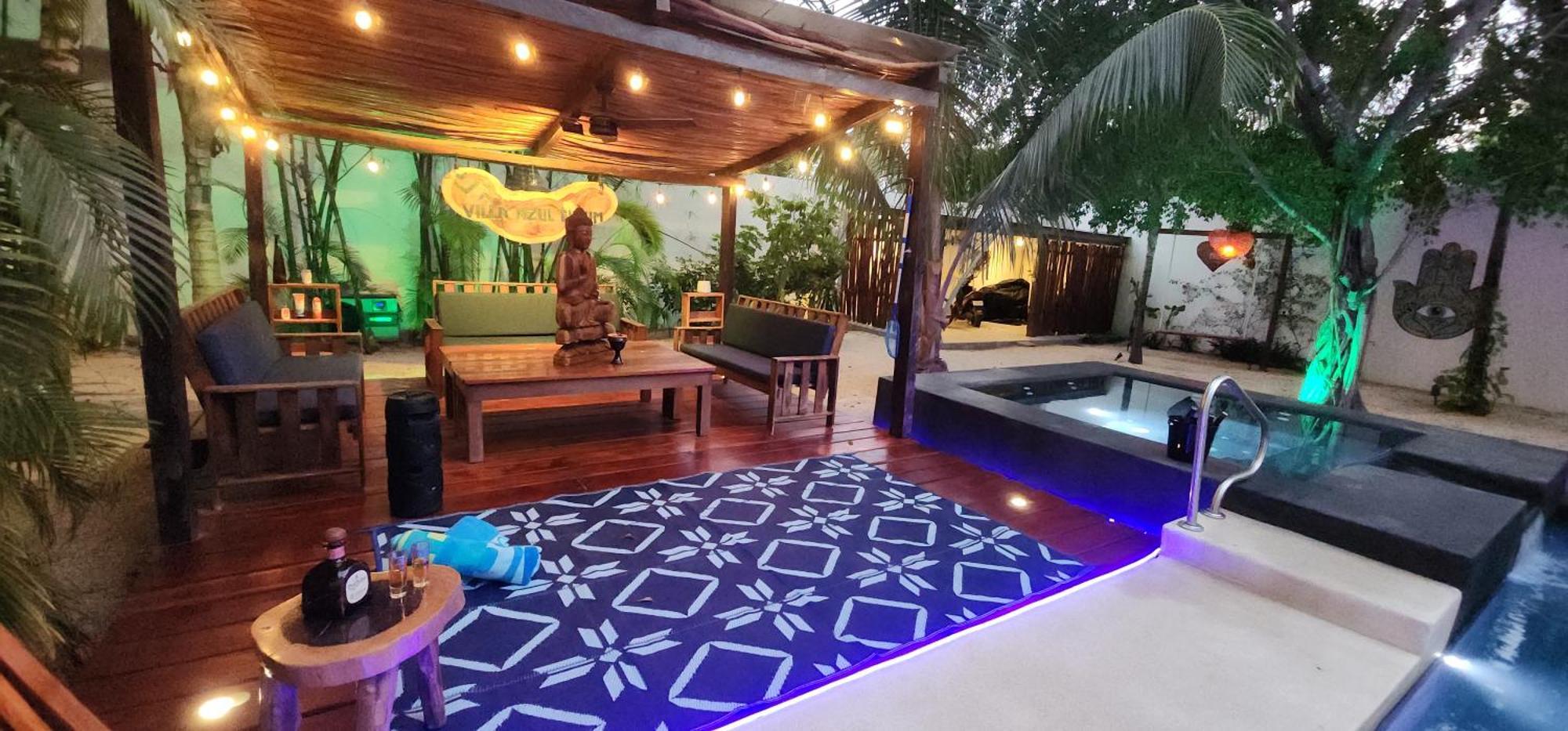 Azul Luxury For Less *