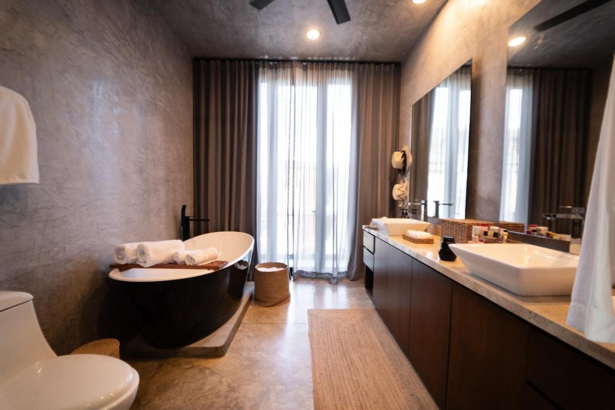Villa Spacious Luxury Design 5br - 3 Pools & Rooftop, Bbq, Free Bikes, Close To Tulum