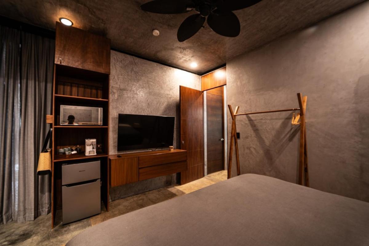 Villa Spacious Luxury Design 5br - 3 Pools & Rooftop, Bbq, Free Bikes, Close To