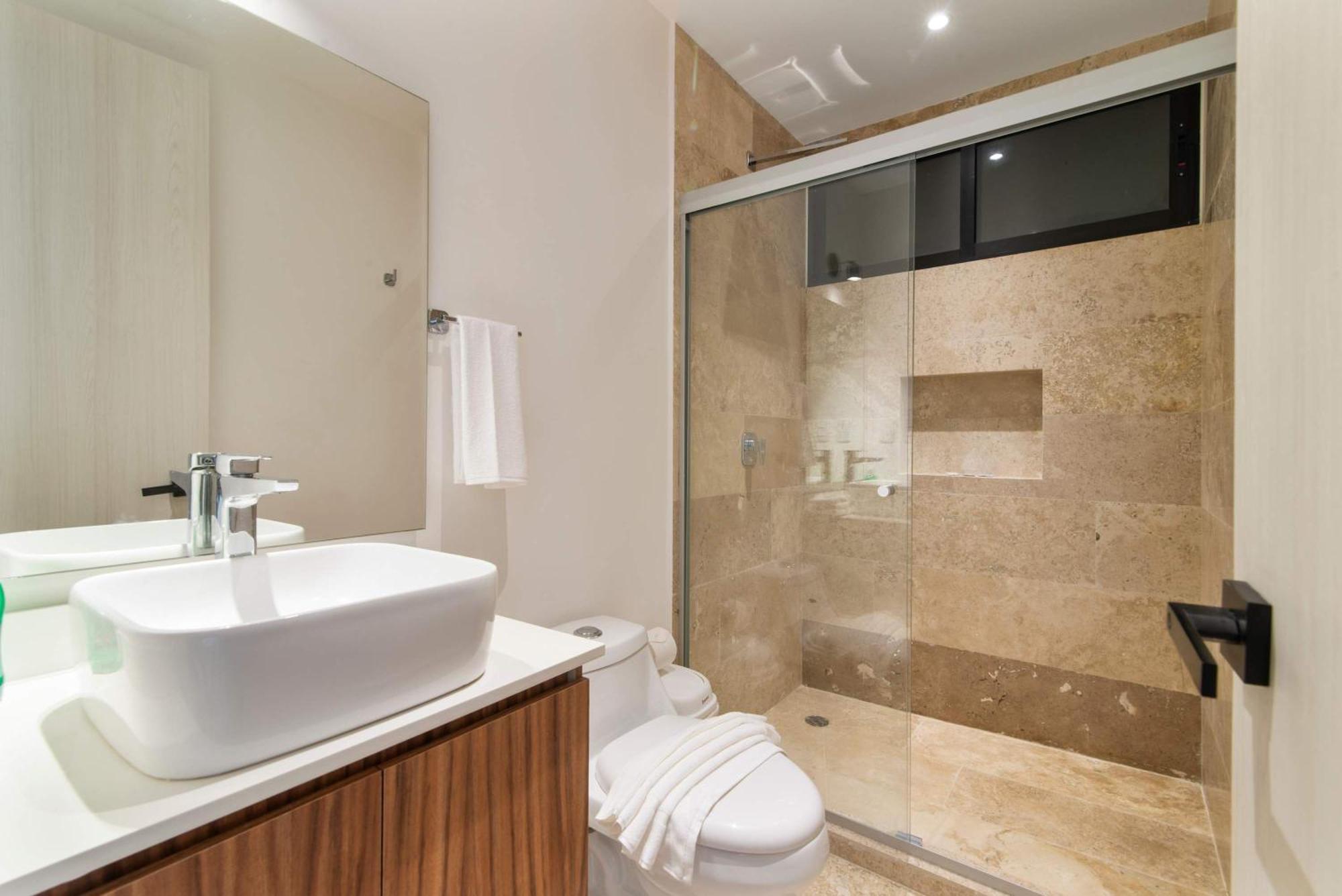 Aldea Zama Luxury 2-br With Pool & Gym