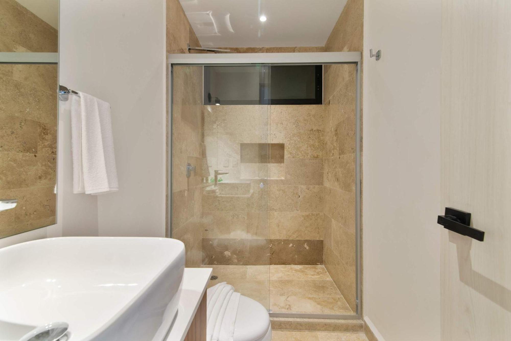 Aldea Zama Luxury 2-br With Pool & Gym Apartment *