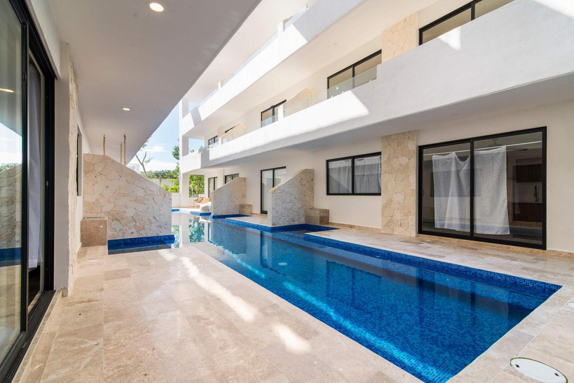 Aldea Zama Luxury 2-br With Pool & Gym Apartment