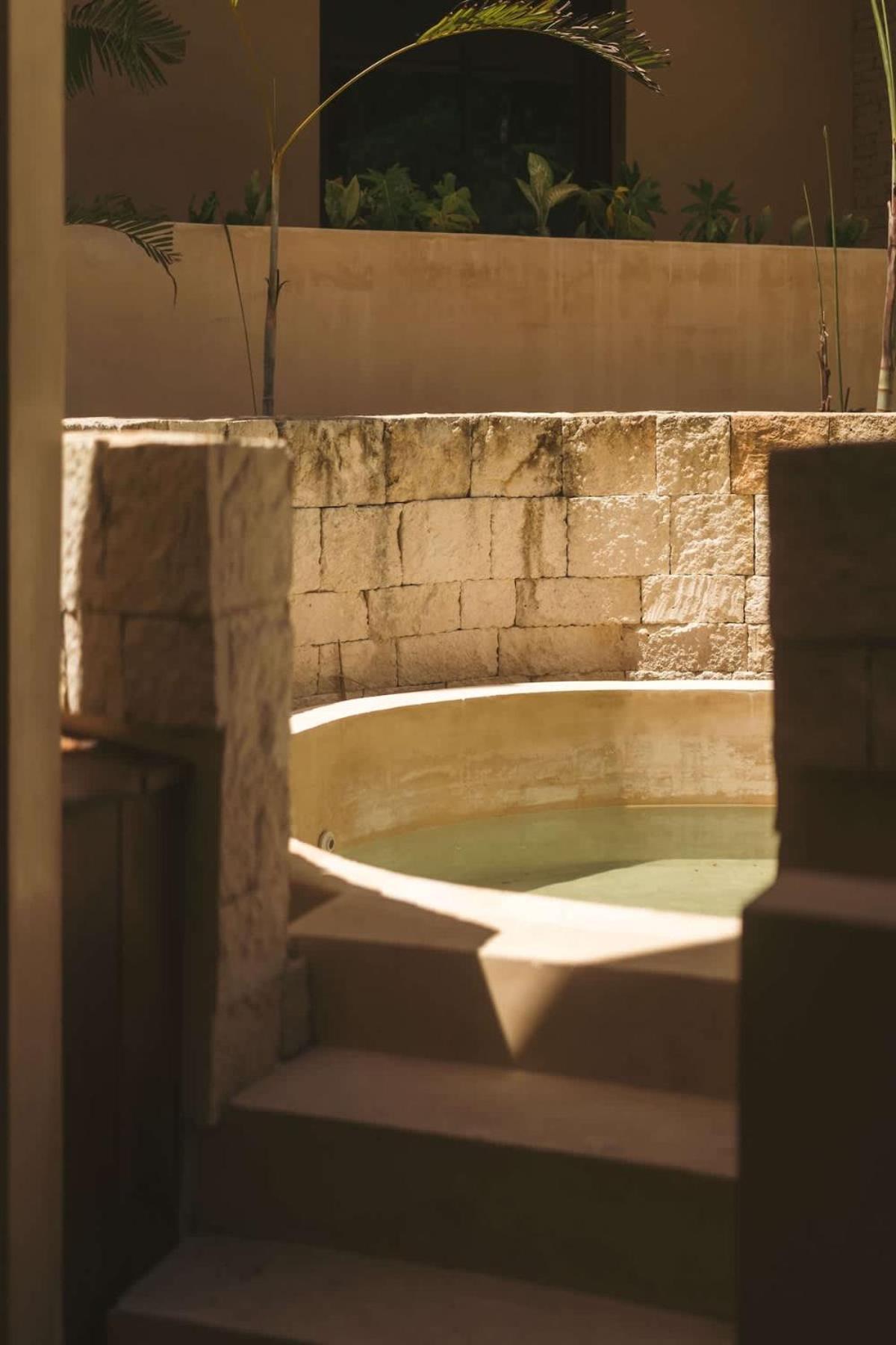 Luxury 3 Bdr With Gym And Rooftop Pool