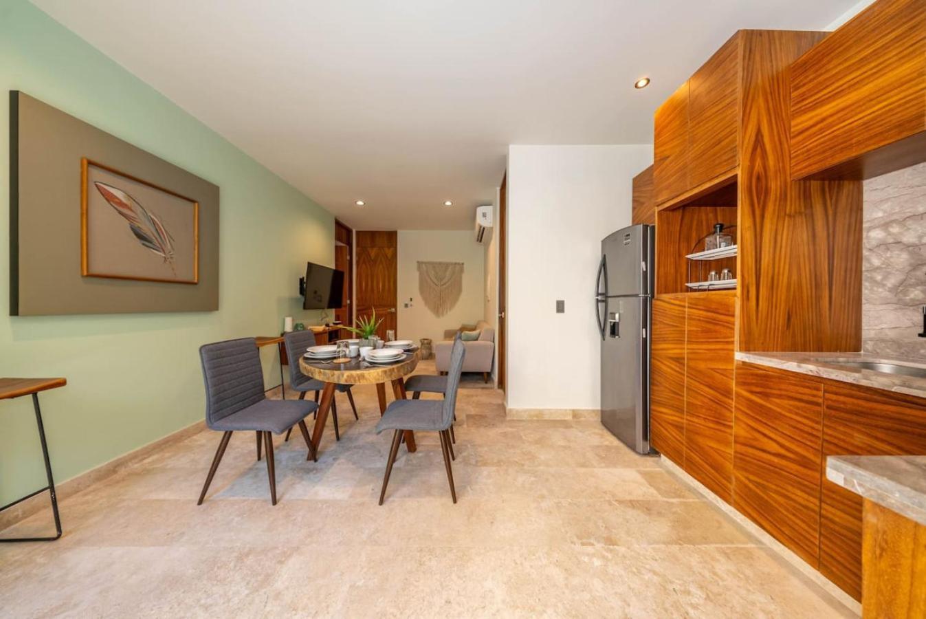 Apartment 2 Bedroom With Direct Walk-out To Pool, Sauna, And Gym Tulum