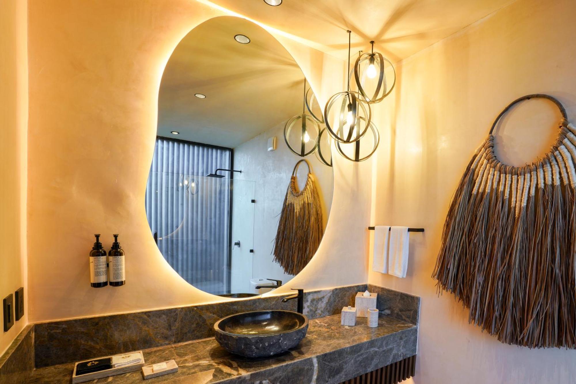 Hotel Trobbu Boutique Collection 5*