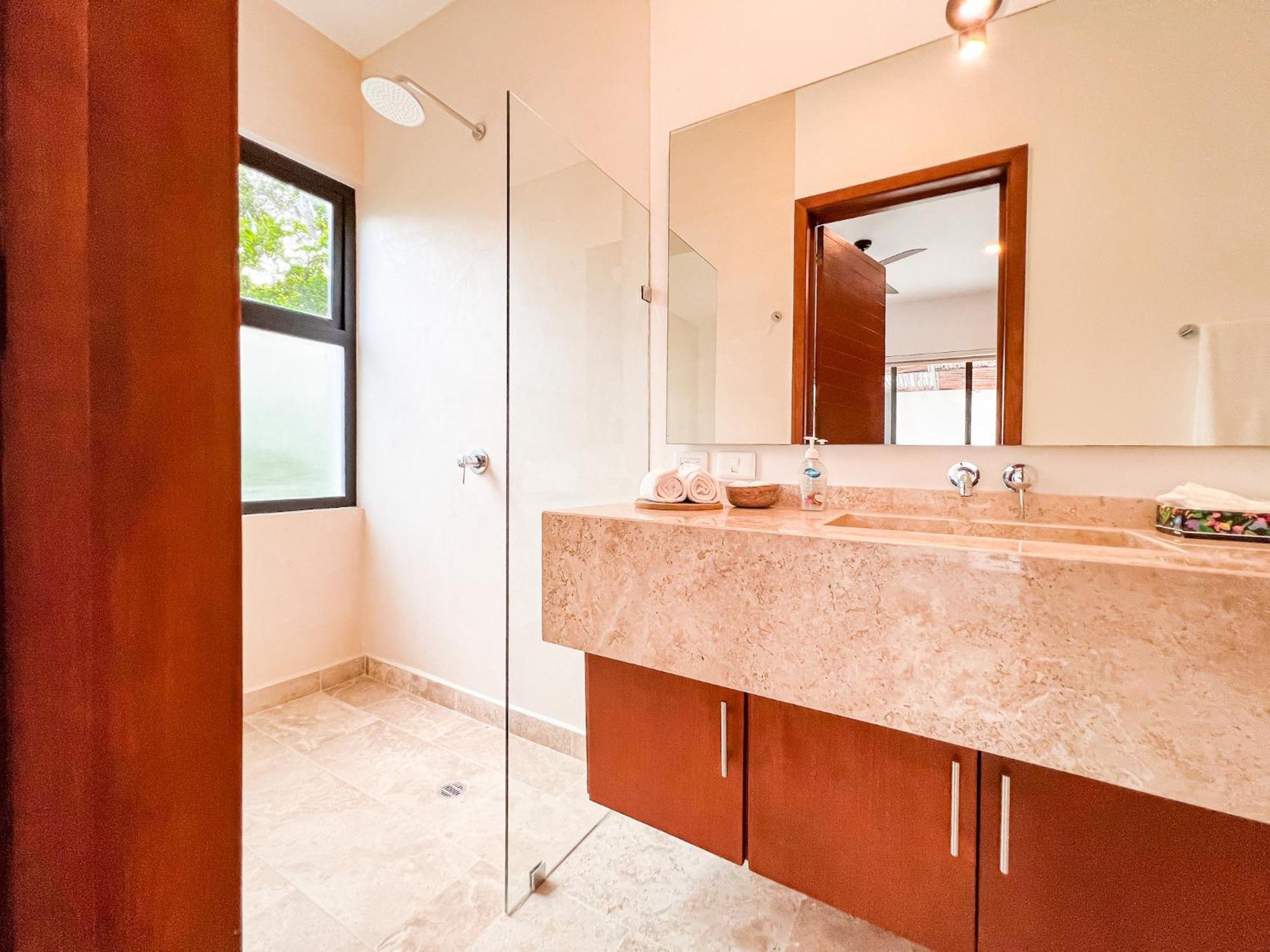 Hermosa Con Alberca Privada 6px 3r * Tulum