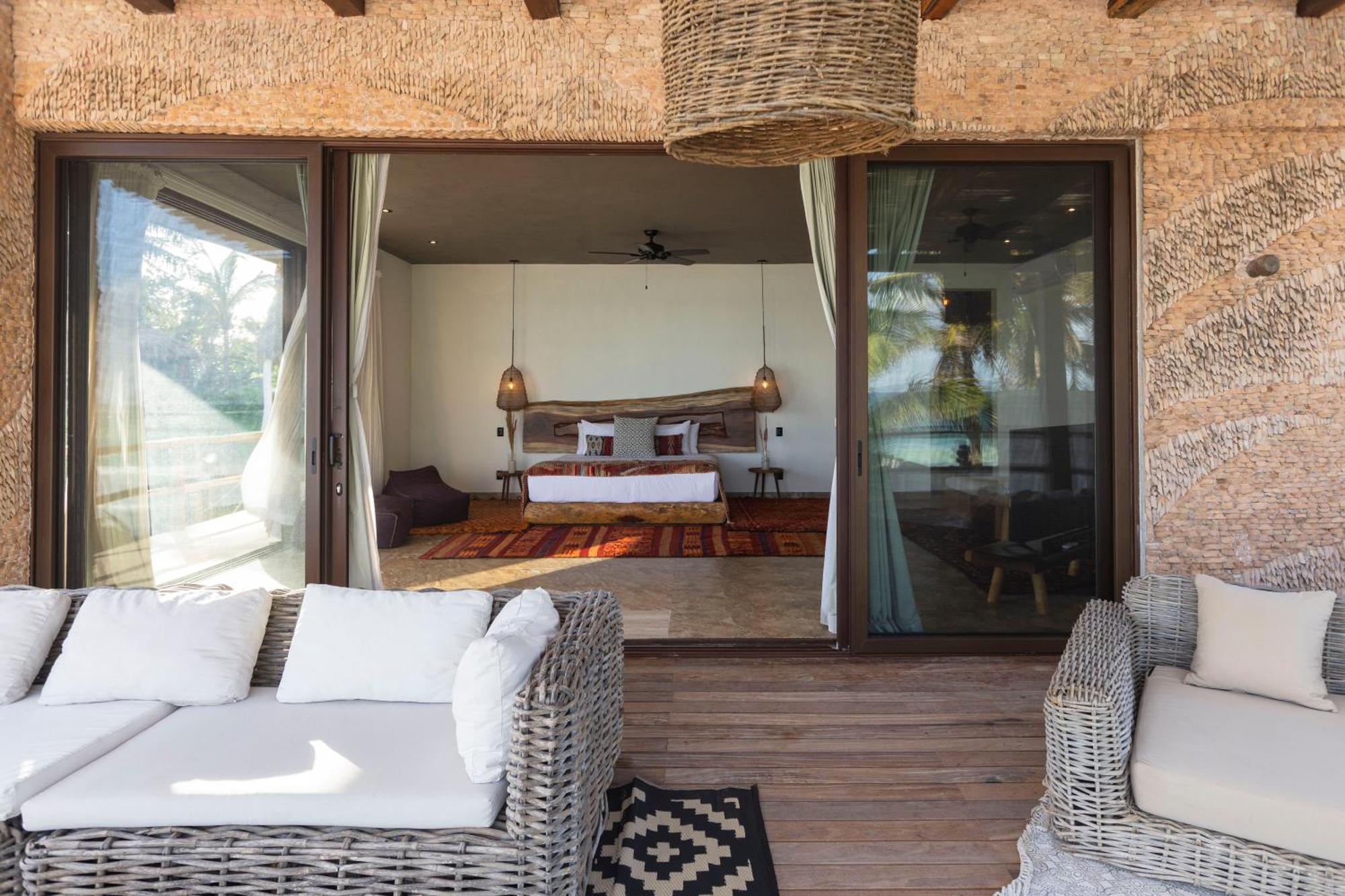 Villa Casa Aakbal - Luxury Front *