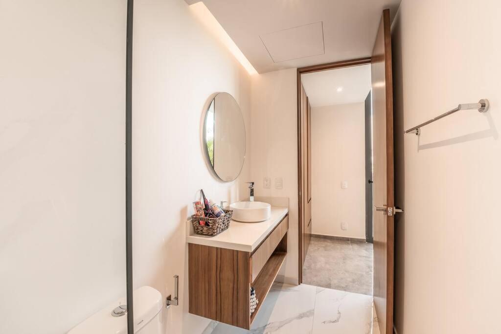 Mistiq Luxury Getaway