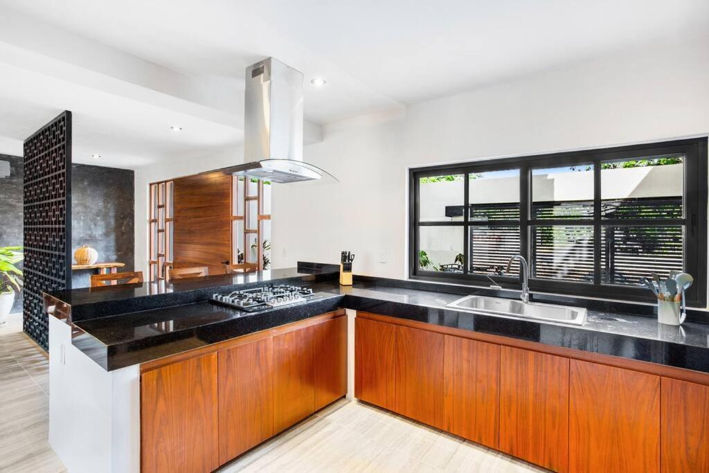 Old Listing - Selva 5 *