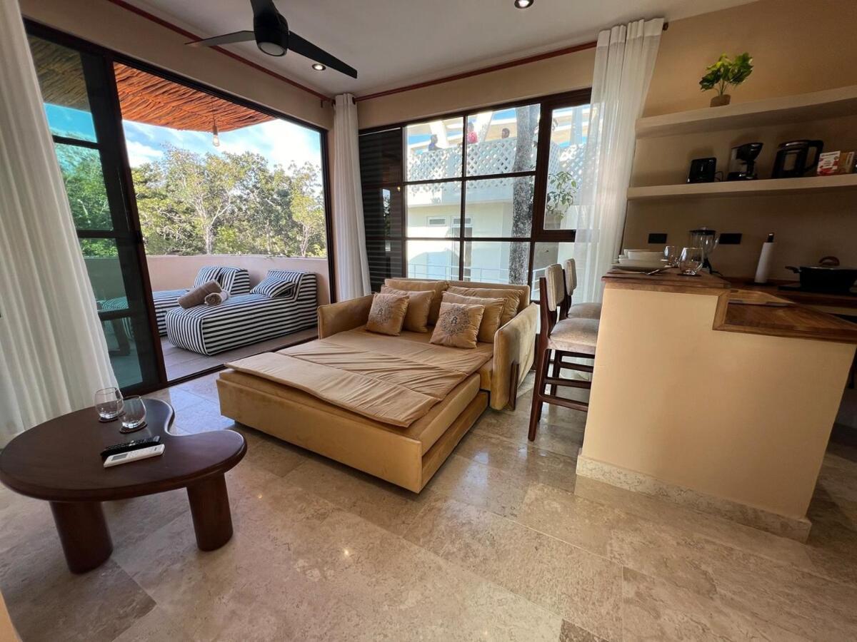 Charming Boutique Jungle Views Private Pool Apartment