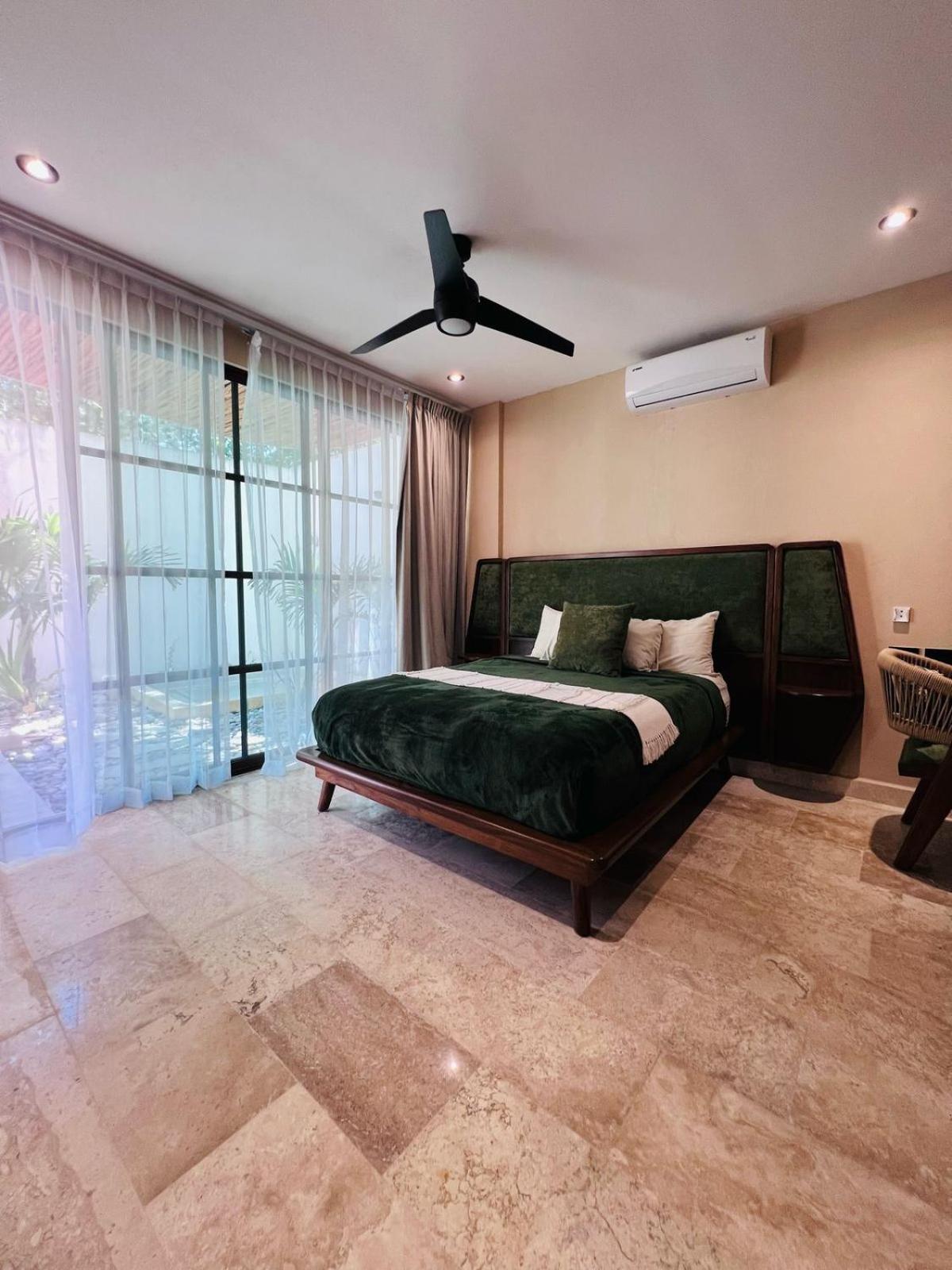 Charming Boutique Jungle Views Private Pool Apartment