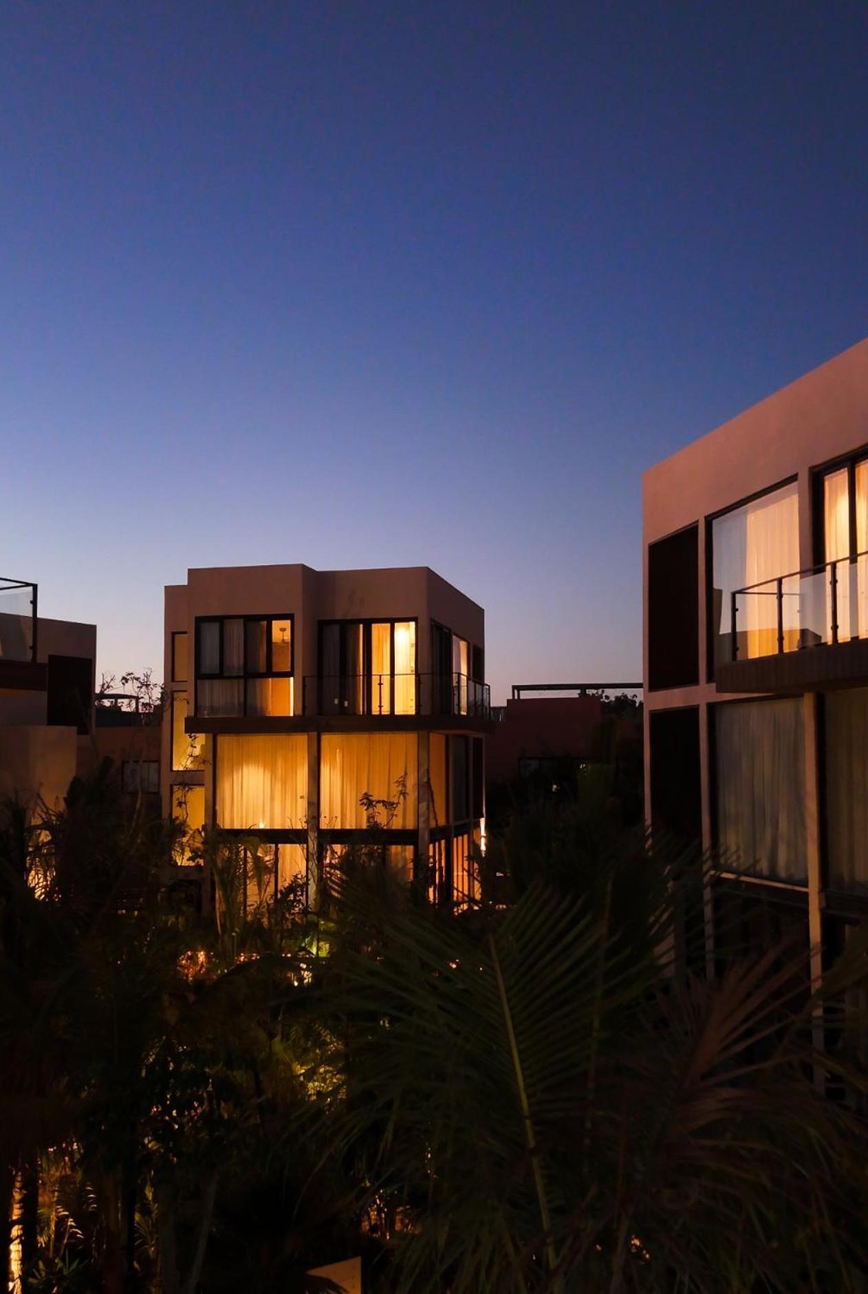 Trobbu Boutique Collection 5*