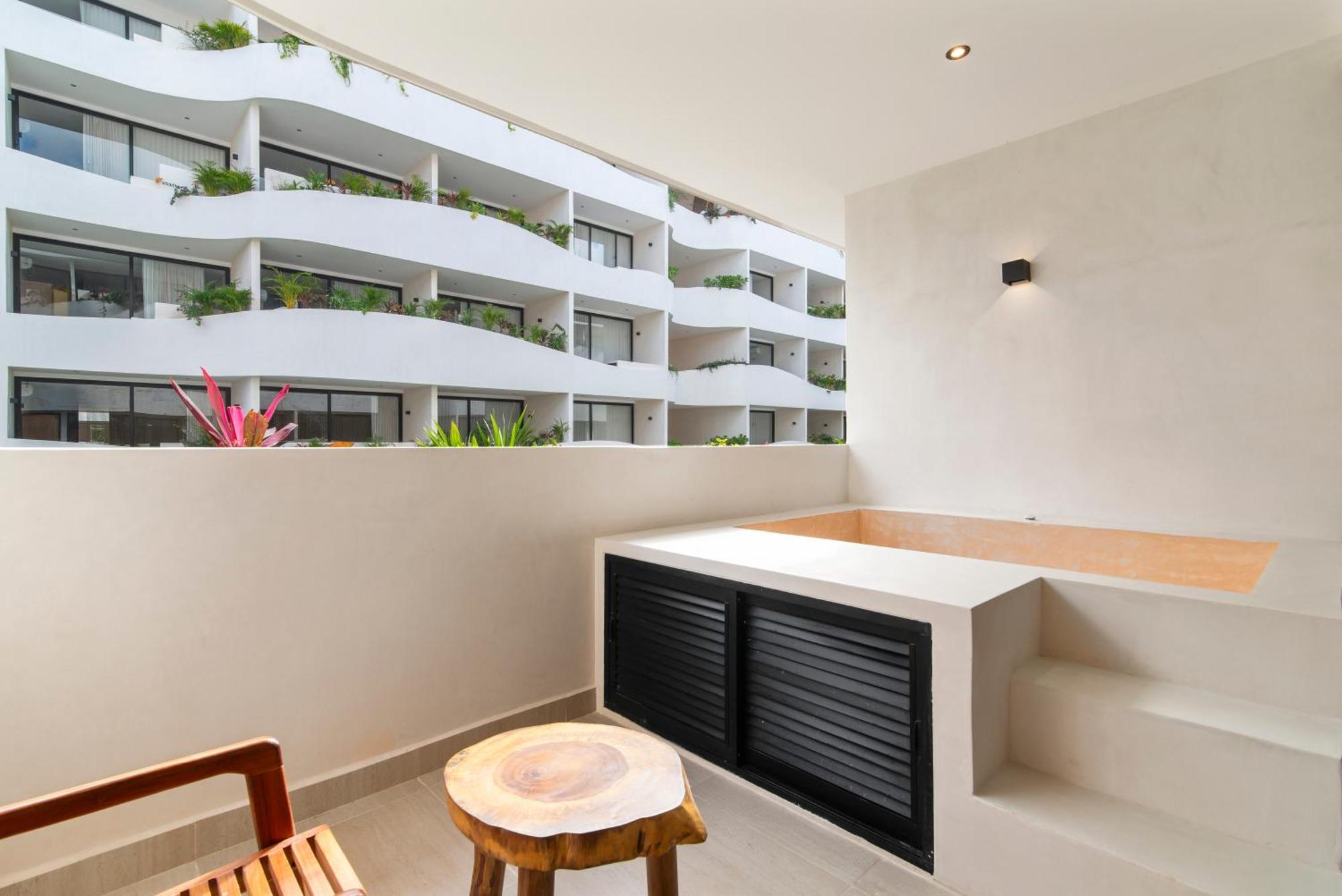 Guest - Elements Hotel 4*