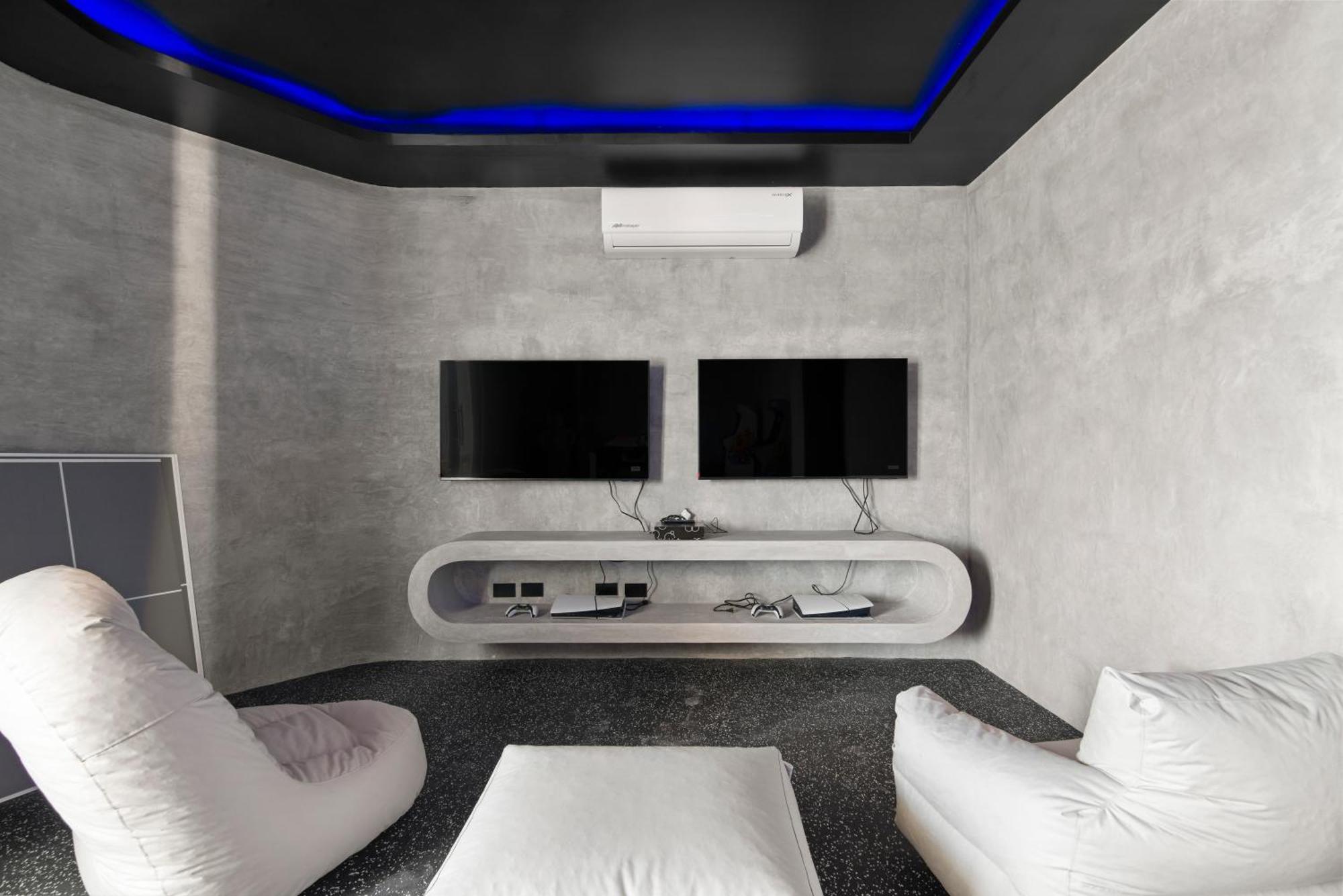 Guest - Elements Hotel