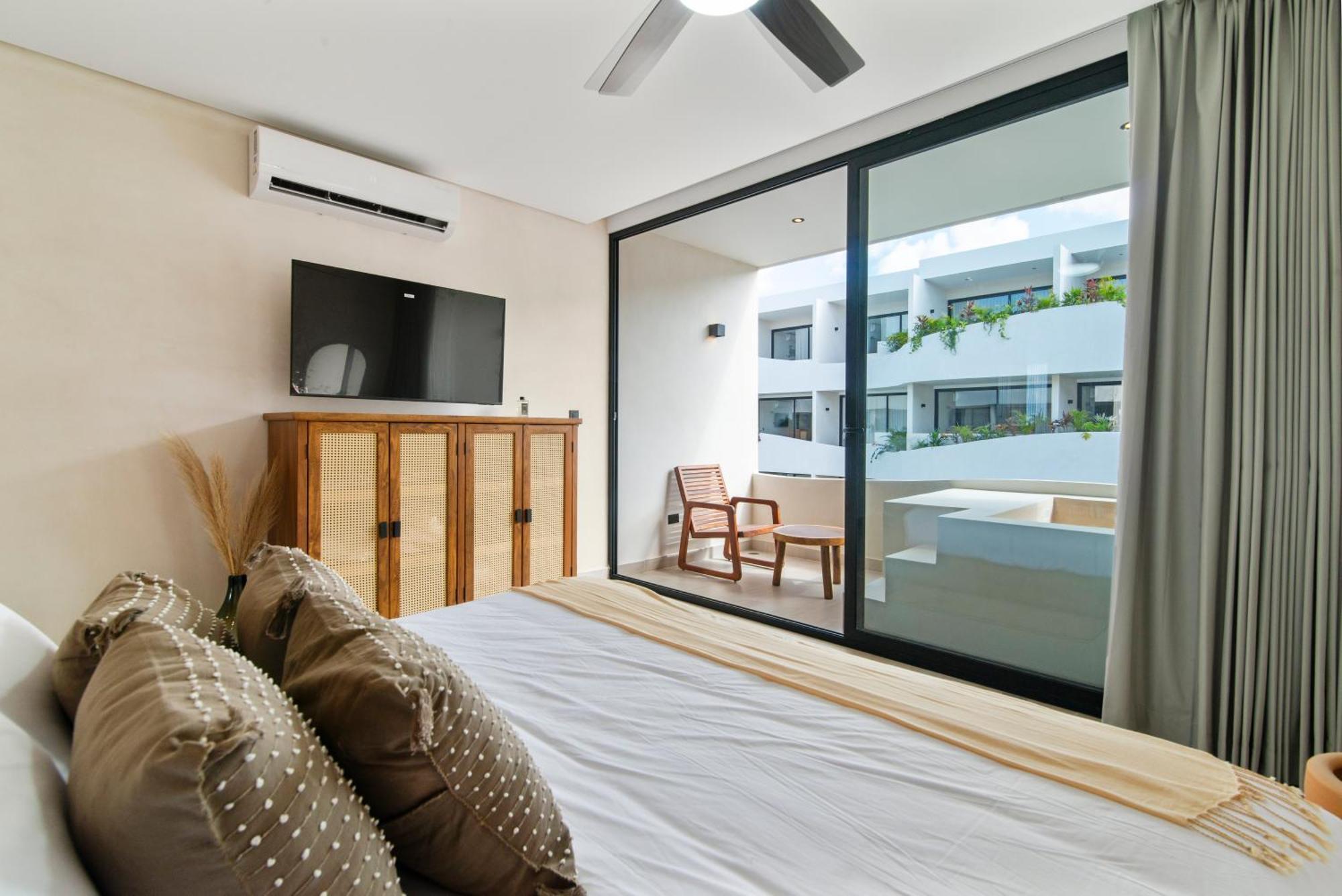 Guest - Elements Hotel