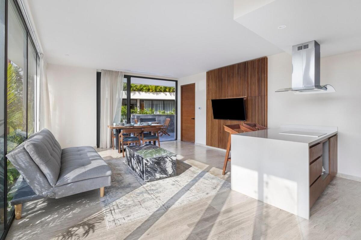 Luxury 1-bedroom Oasis In Apartamento Tulum