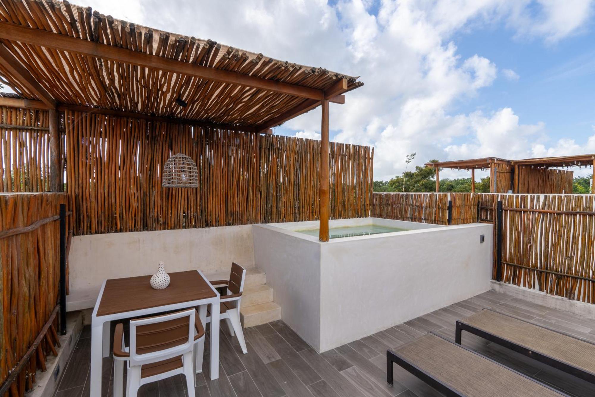 Villa Moonstone - With Private Pool And 24hrs Security & Club Access