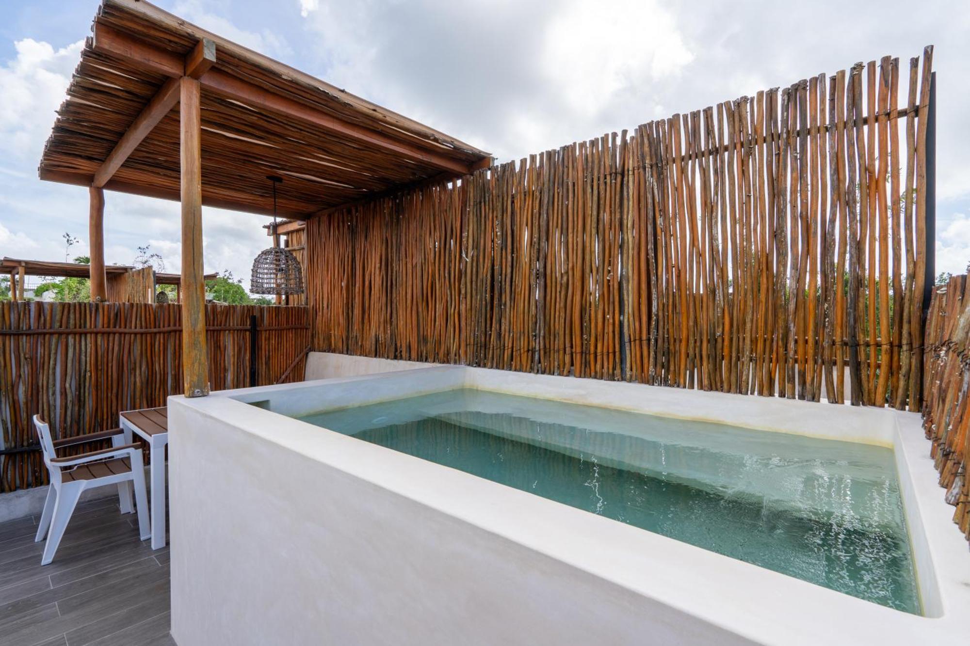 Moonstone - With Private Pool And 24hrs Security & Club Access Villa *