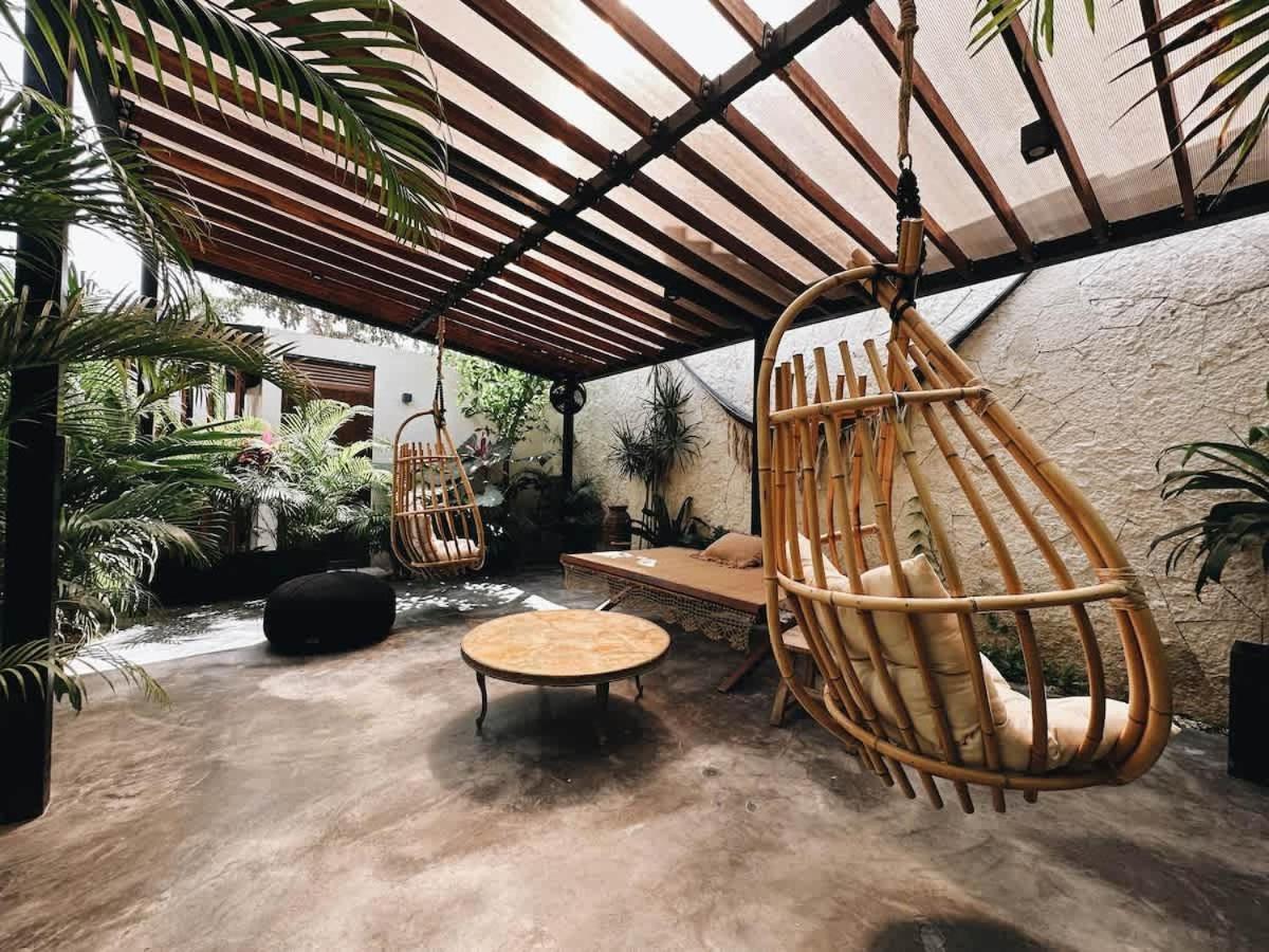 Bambu Con Alberca Privada En Villa