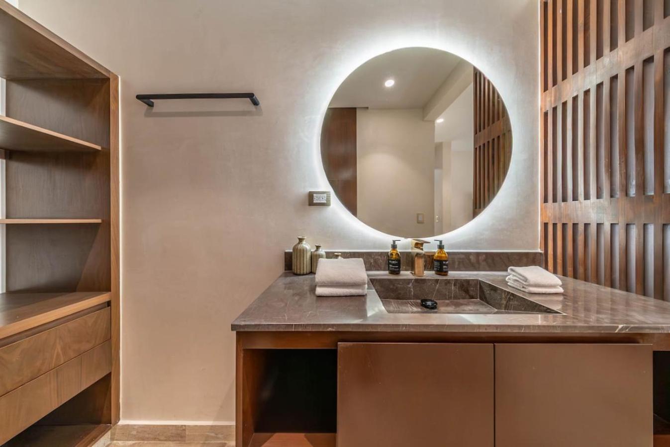 2br Plunge Pool And Close To