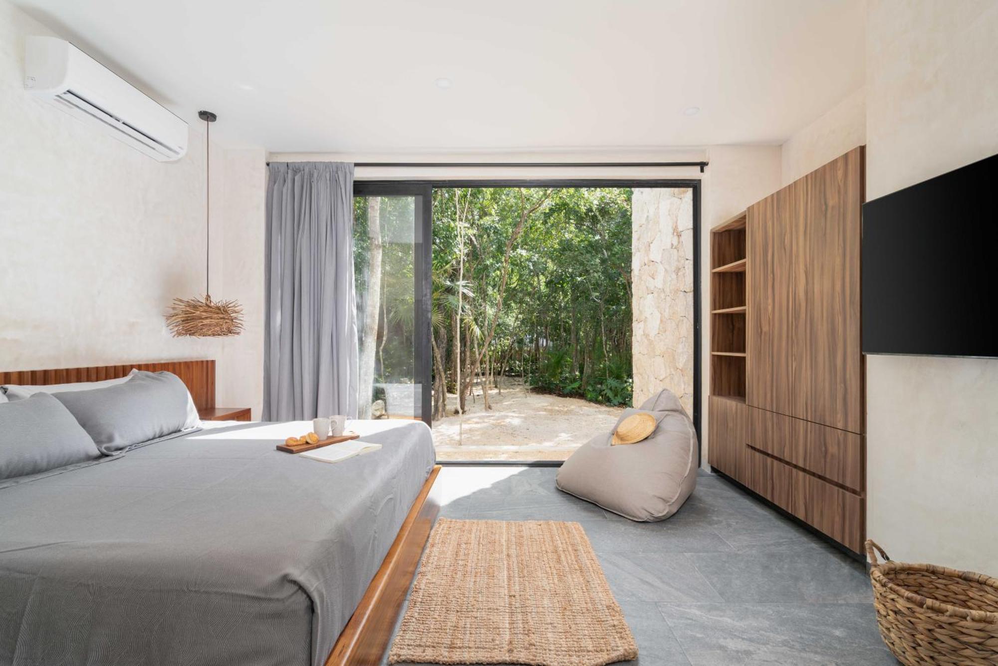 Twelve O'clock - Luxury Villa Tulum