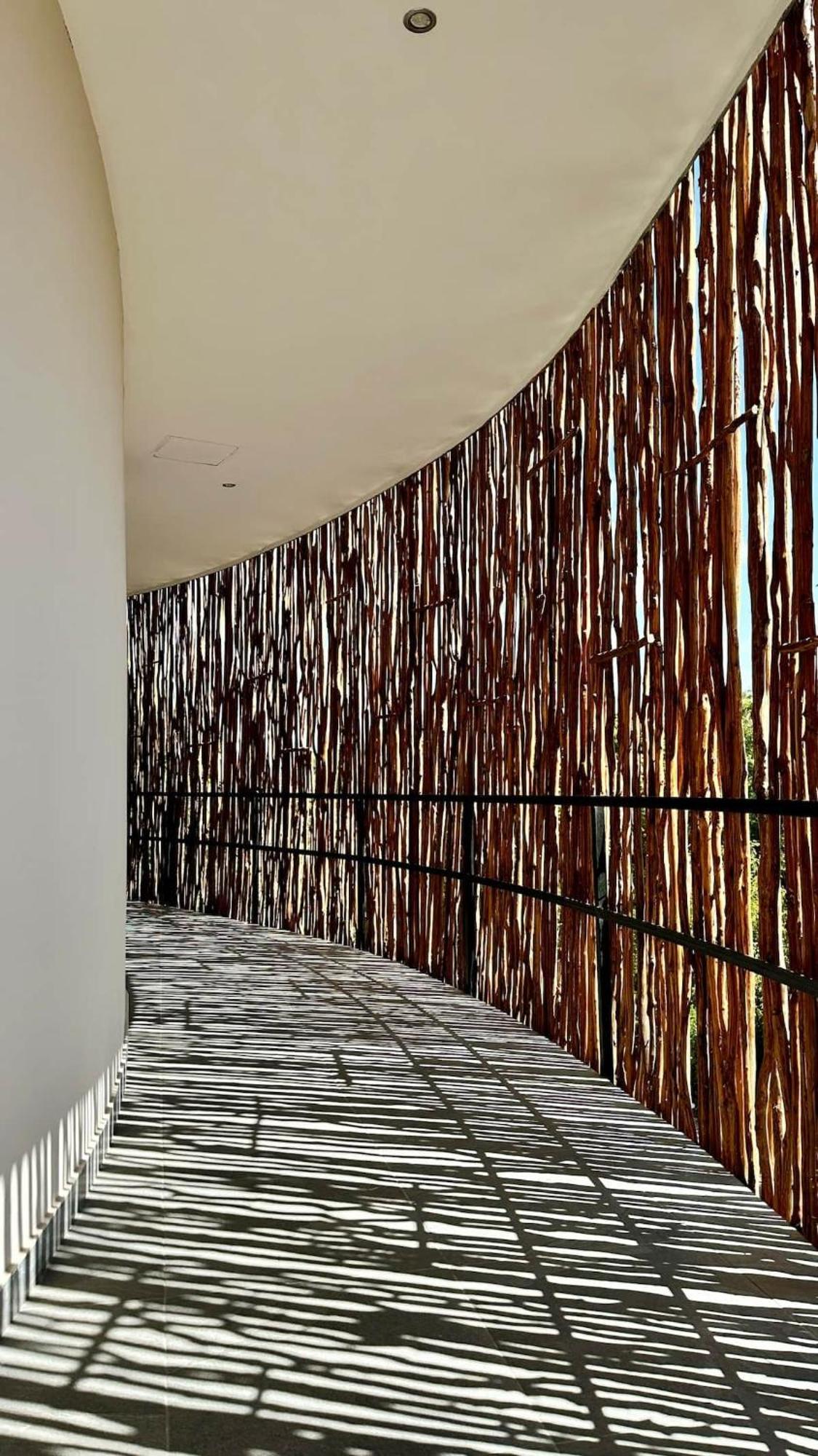 Relaxing Lakeside Retreat Pool, Hot Tub Y Patio Tulum