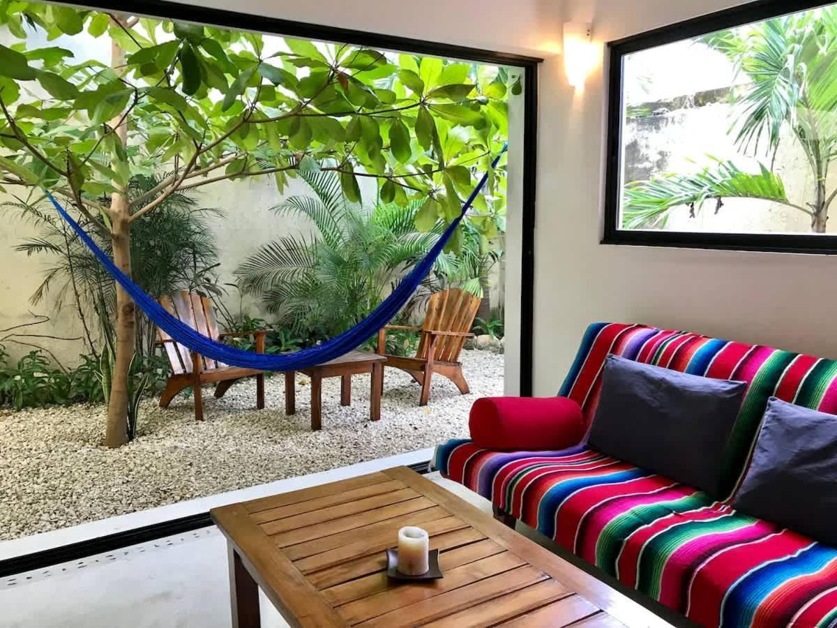 Downtown Cozy 1bd Holiday home