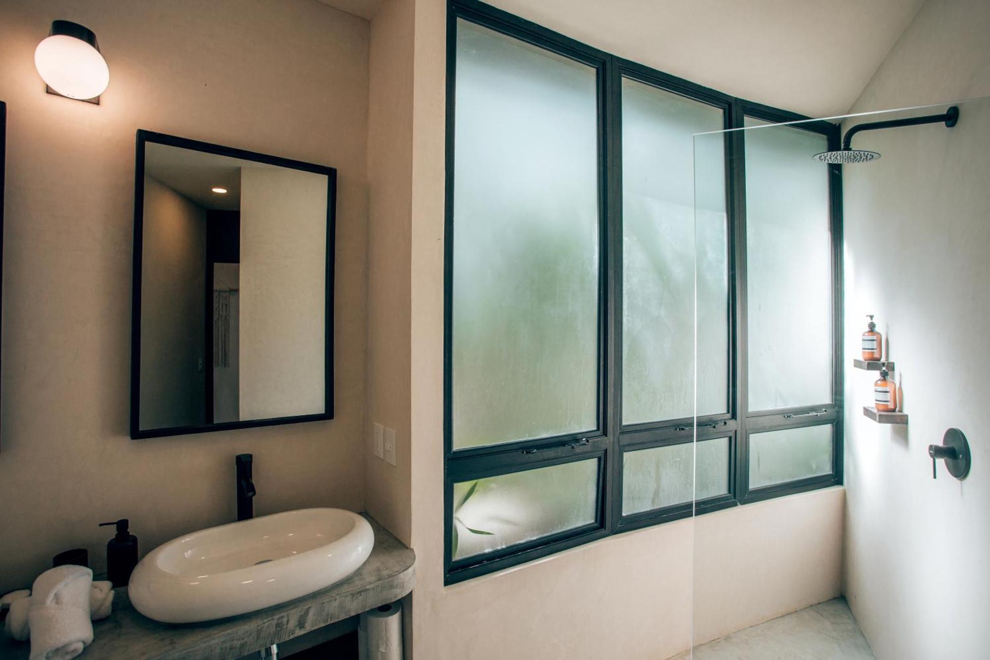 Jungle Boho - Pvt Pool -100mbs -concierge 8b Villa