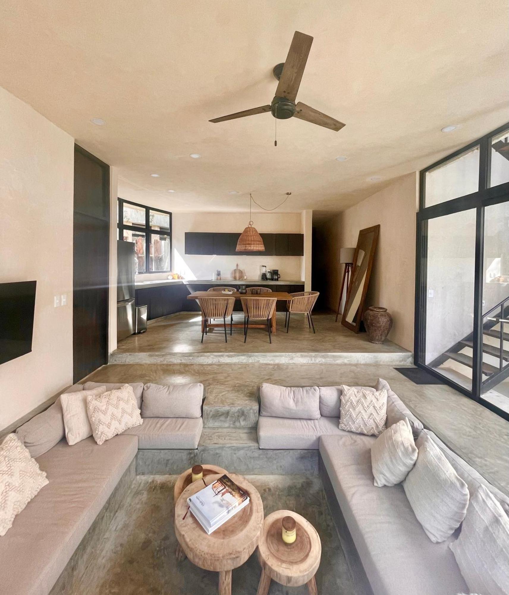 Villa Round Luxury Private Pool & Jungle Rooftop 2b *