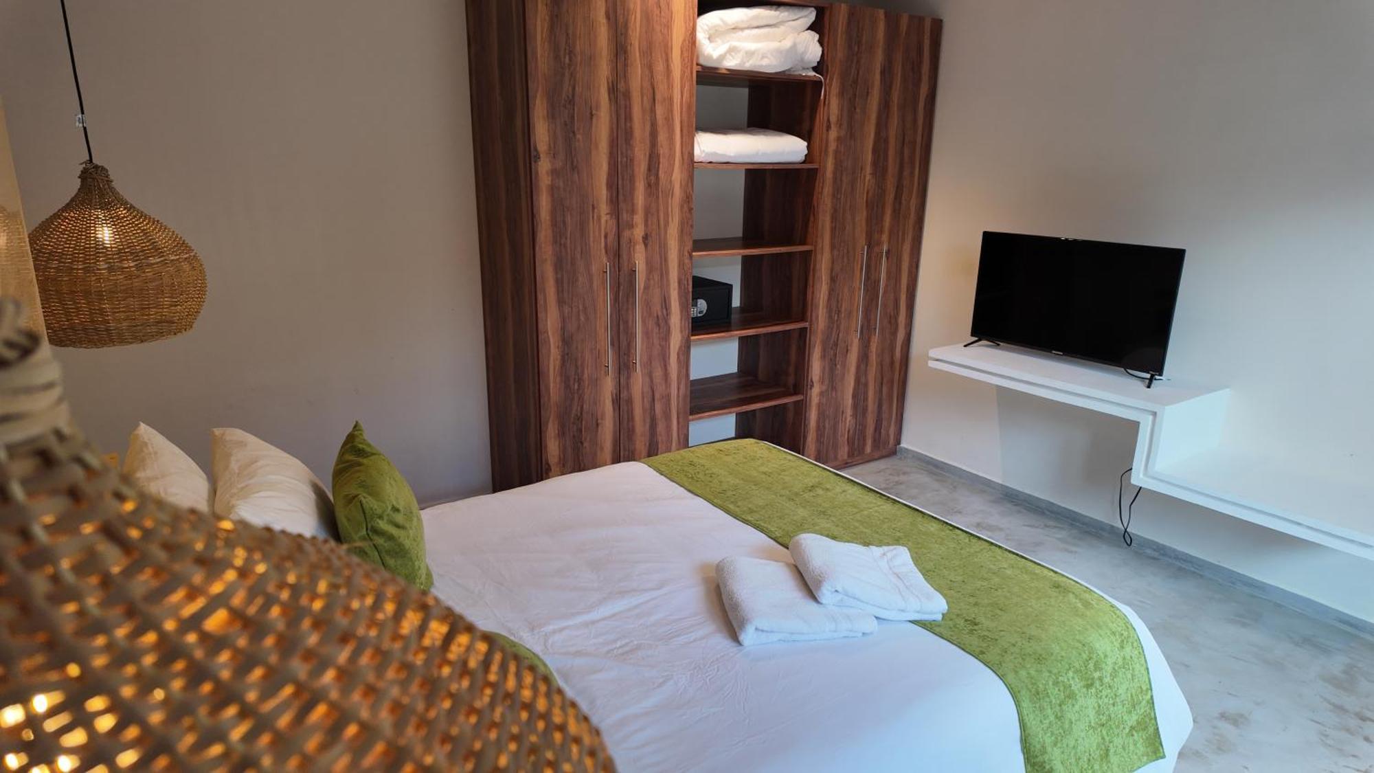 Nook Luxury Condohotel By Marea Aparthotel *