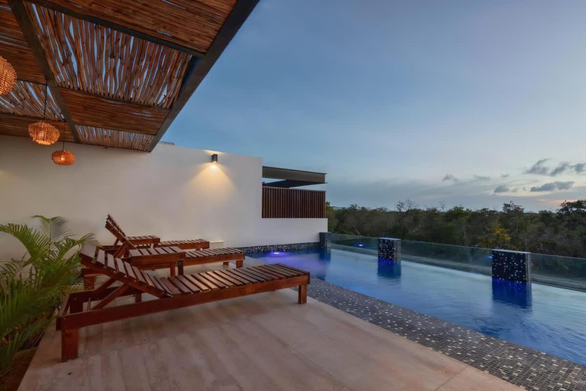 Apartment Hyde Master Private Balcony Gym Sunny Pool