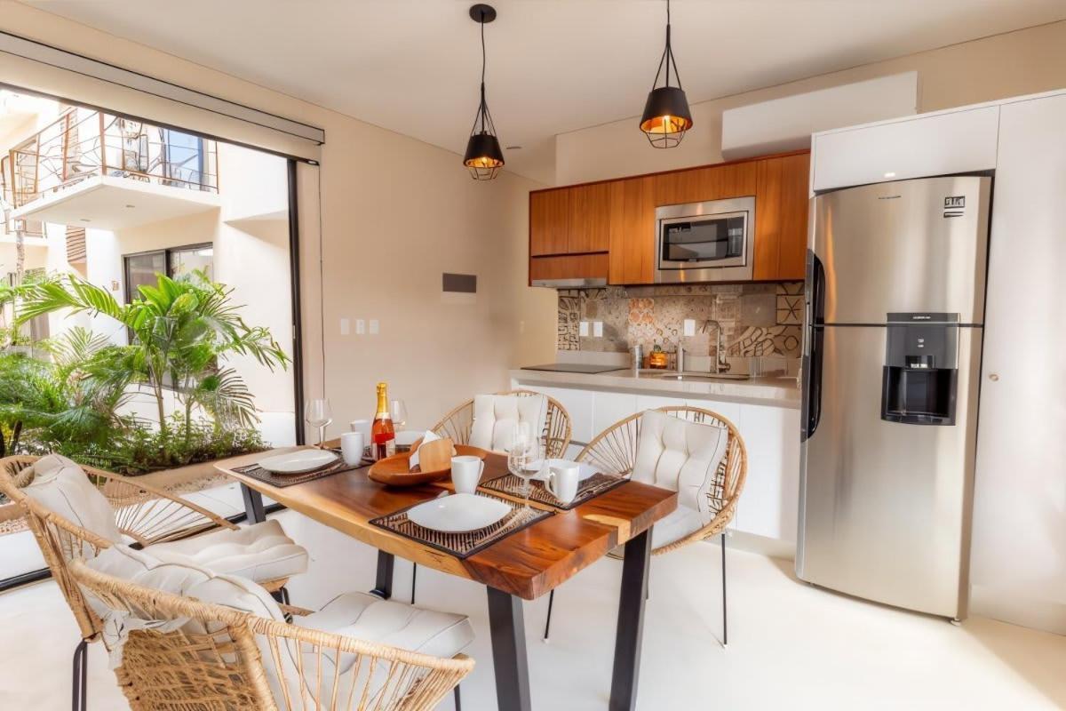 Private Yard & Cool Tub Wifi 1 Bed 3 Guest Apartment Tulum