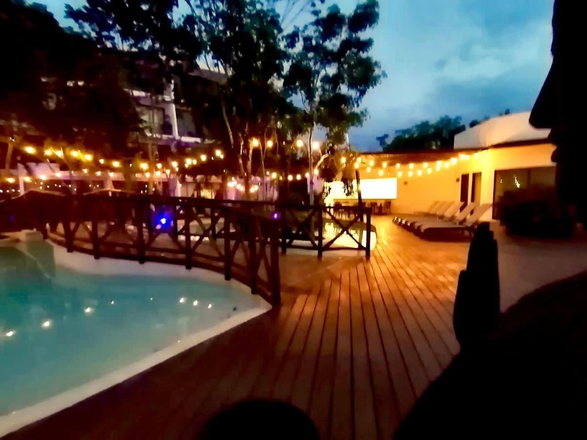 Private Jungle Cool Pool At Dk Dk 500 Mbps Wi-fi 3 Bikes King Bed Apartment