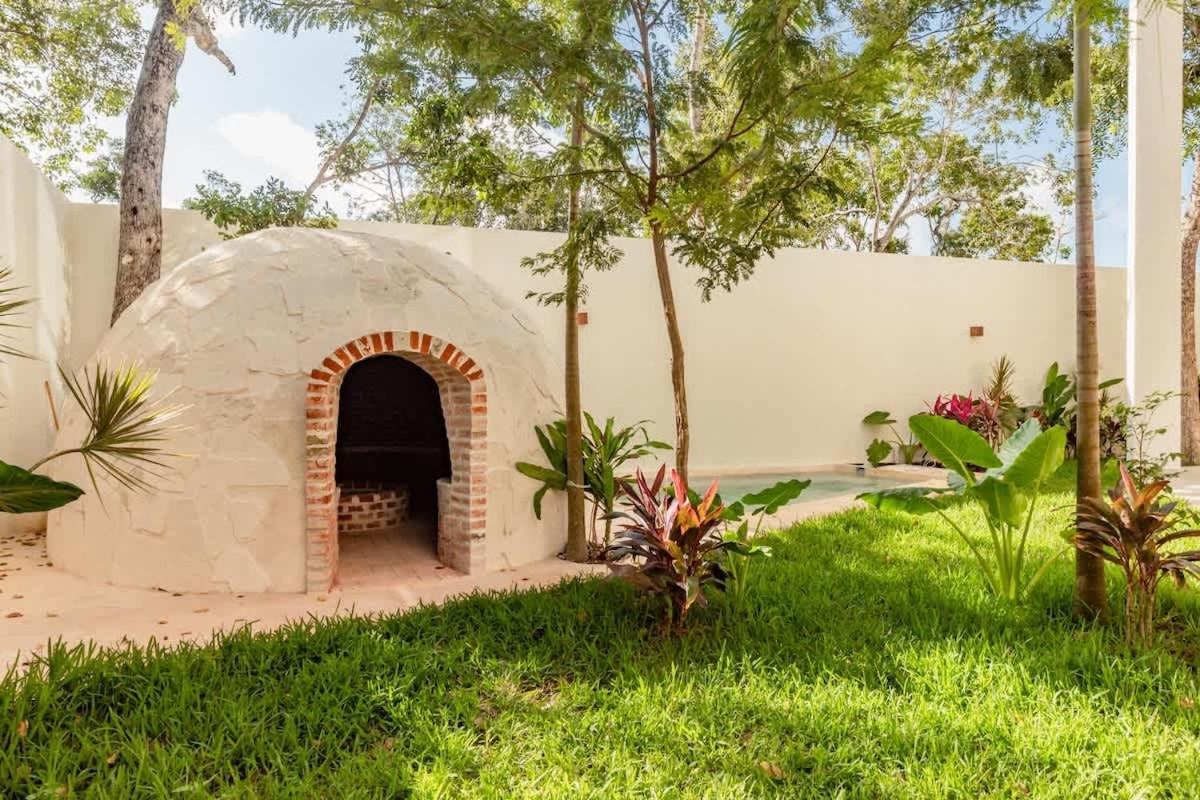 Private Jungle Cool Pool At Dk Dk 500 Mbps Wi-fi 3 Bikes King Bed