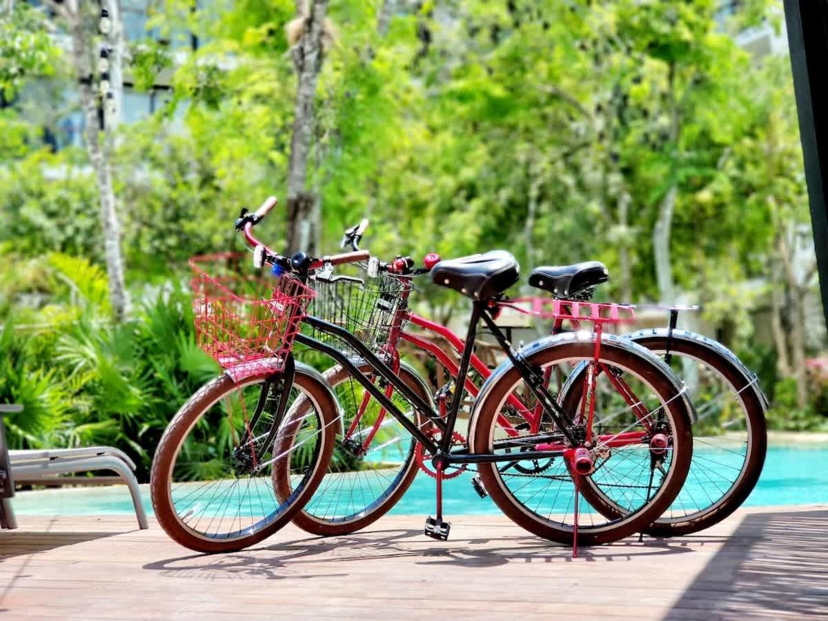 Private Jungle Cool Pool At Dk Dk 500 Mbps Wi-fi 3 Bikes King Bed Apartment