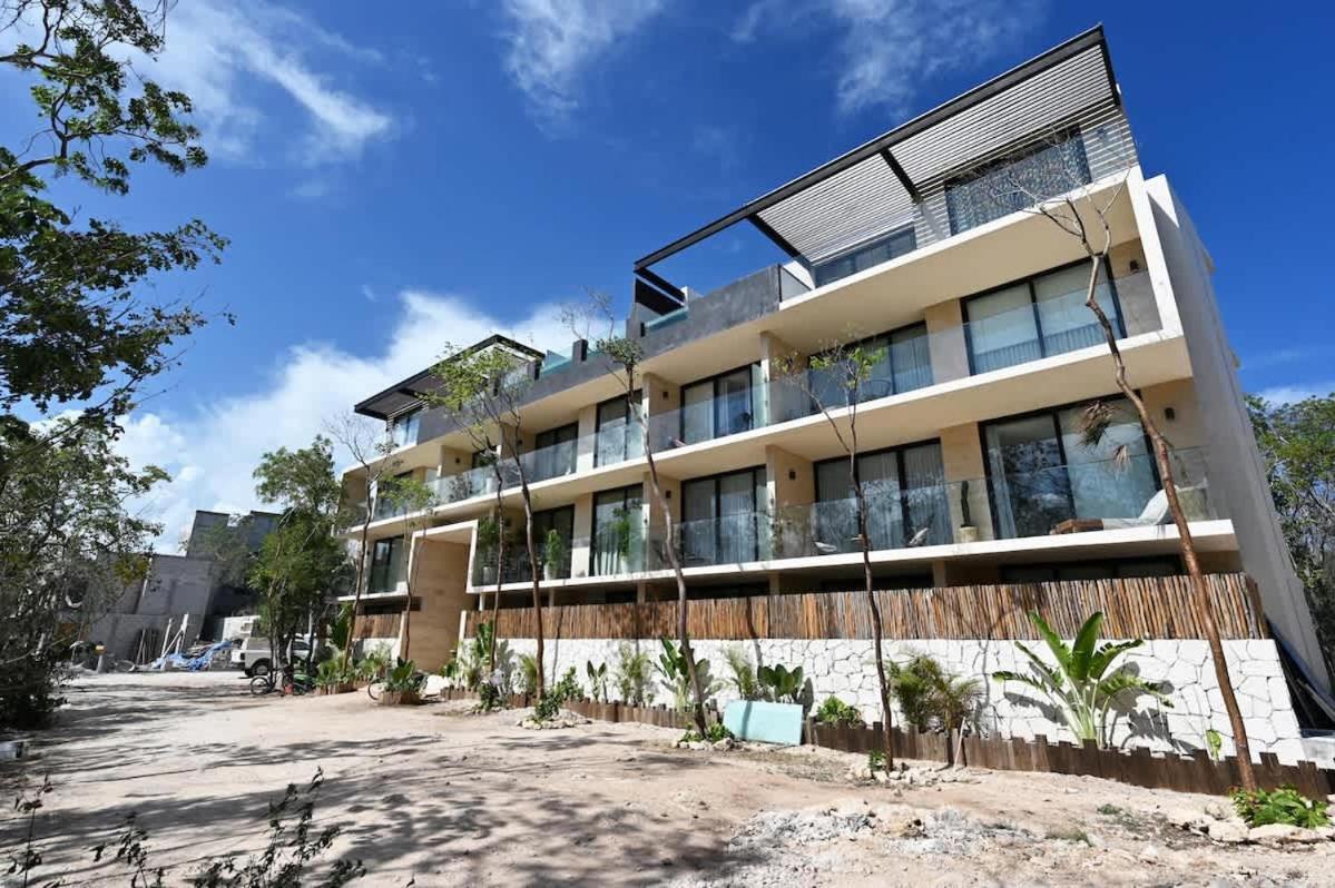 Ph 3 Bed 3 Bath Private Pool Apartment *