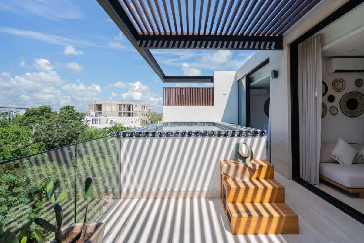 Ph 3 Bed 3 Bath Private Pool Apartment *