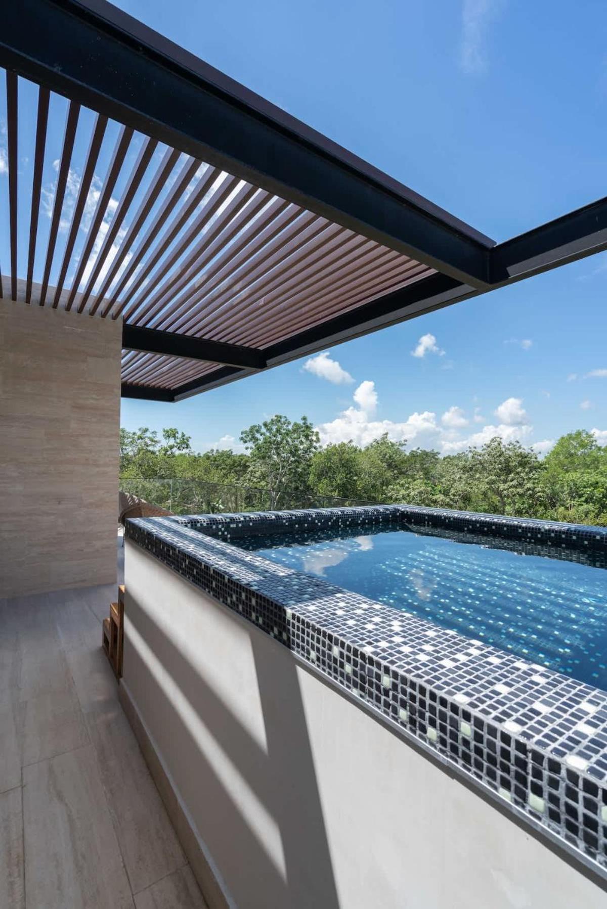 Apartment Ph 3 Bed 3 Bath Private Pool *
