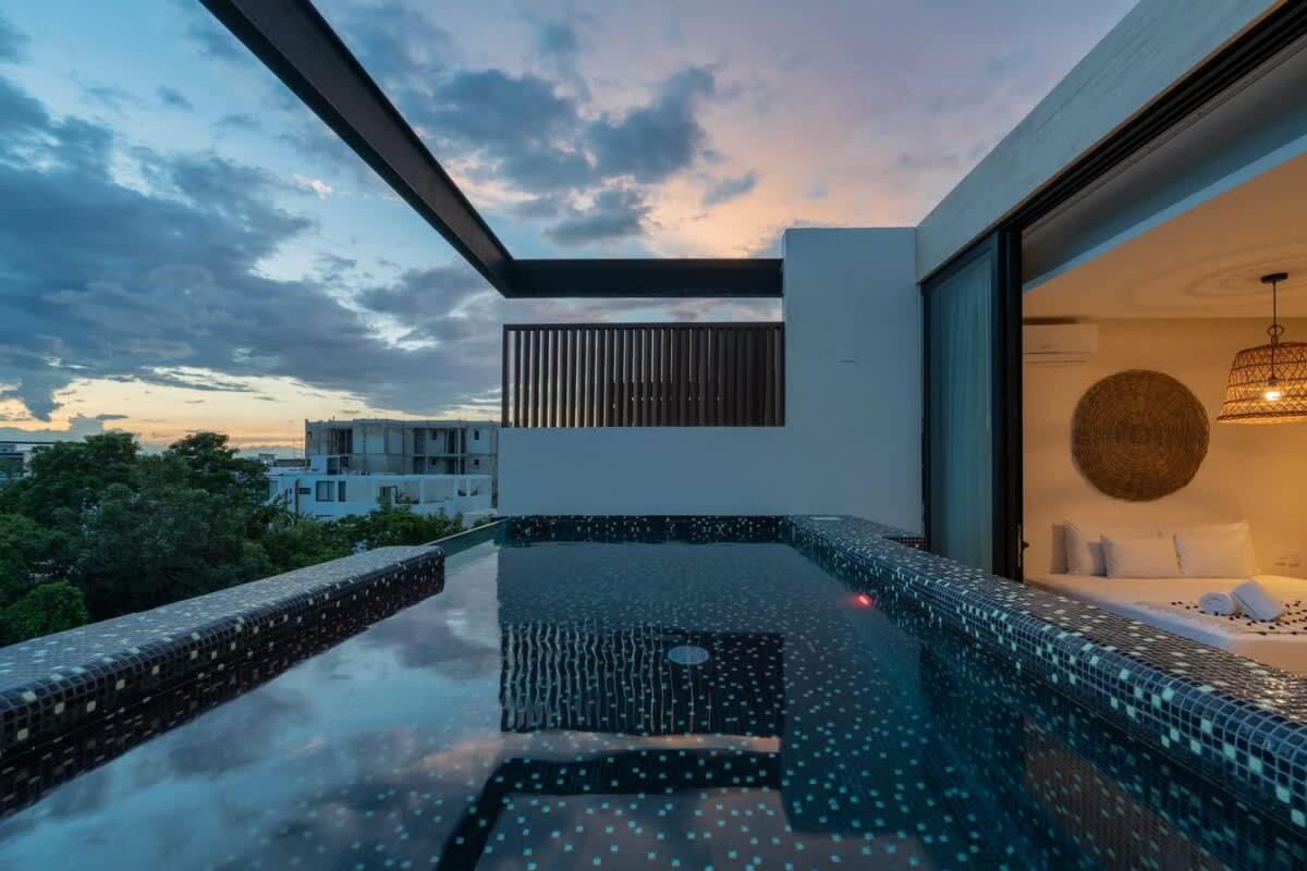 Ph 3 Bed 3 Bath Private Pool *