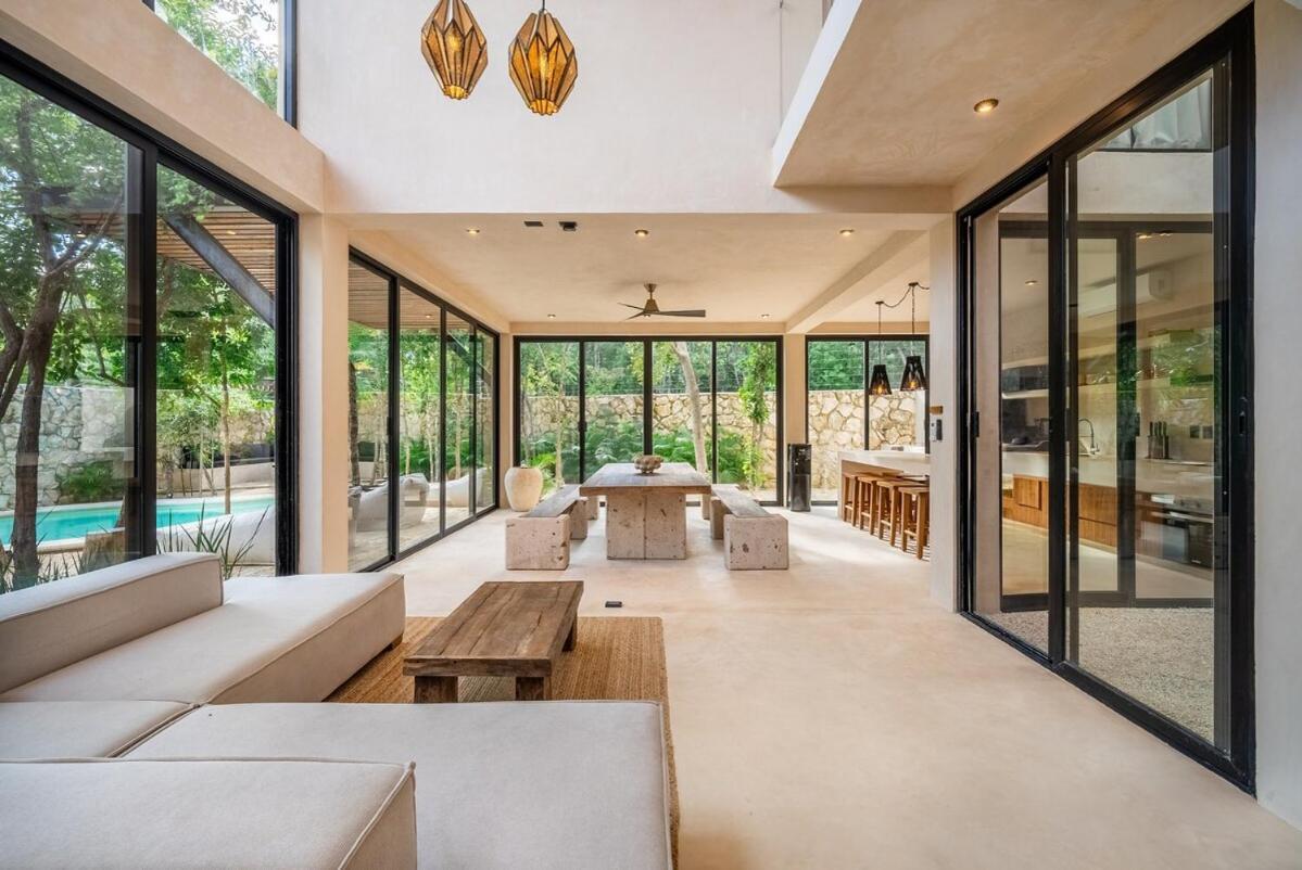 El Canto, Luxury 7 Bed Jungle Rooftop View