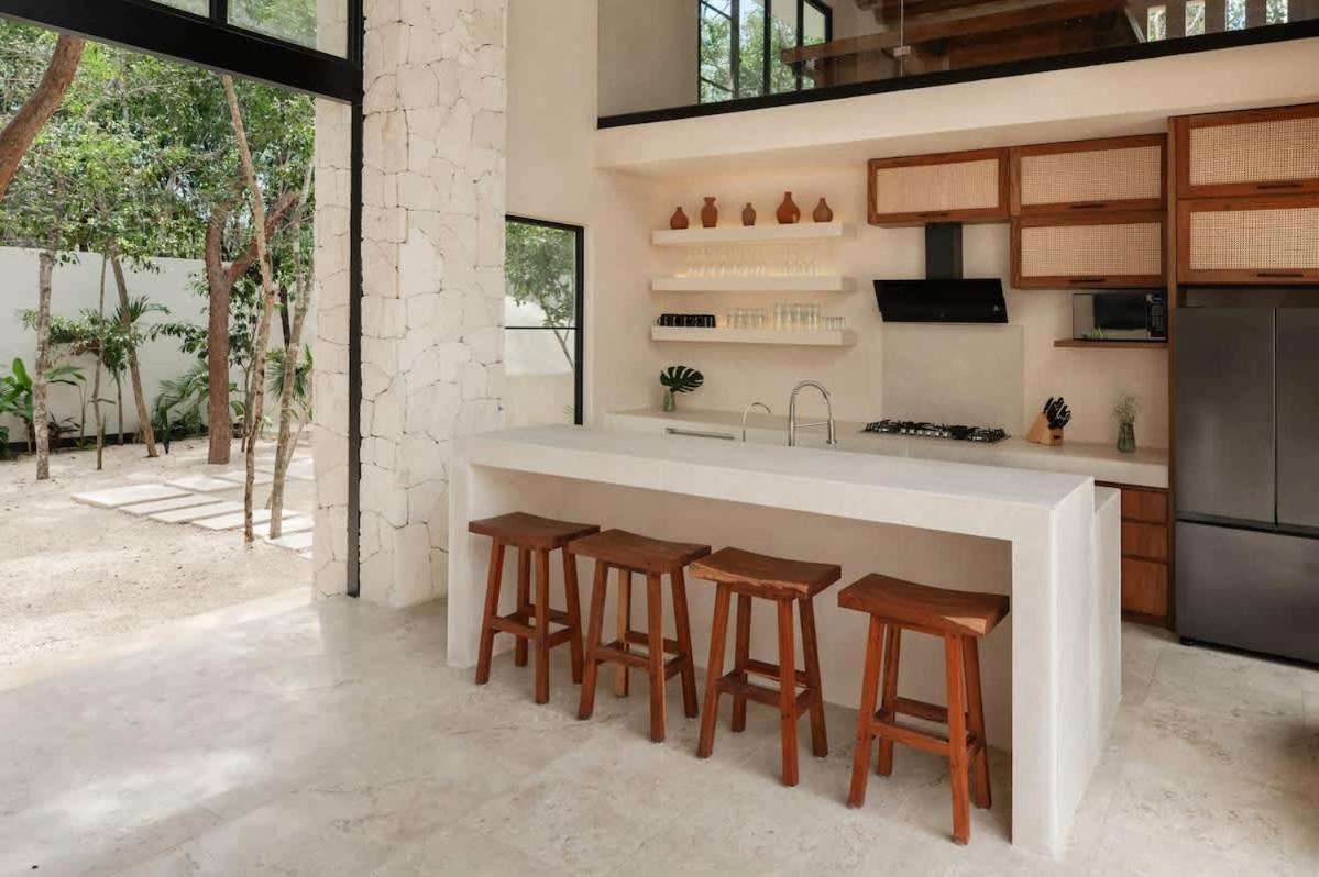 Holiday home Hacienda Babylon - 9 10 Pools Gym & Sauna *