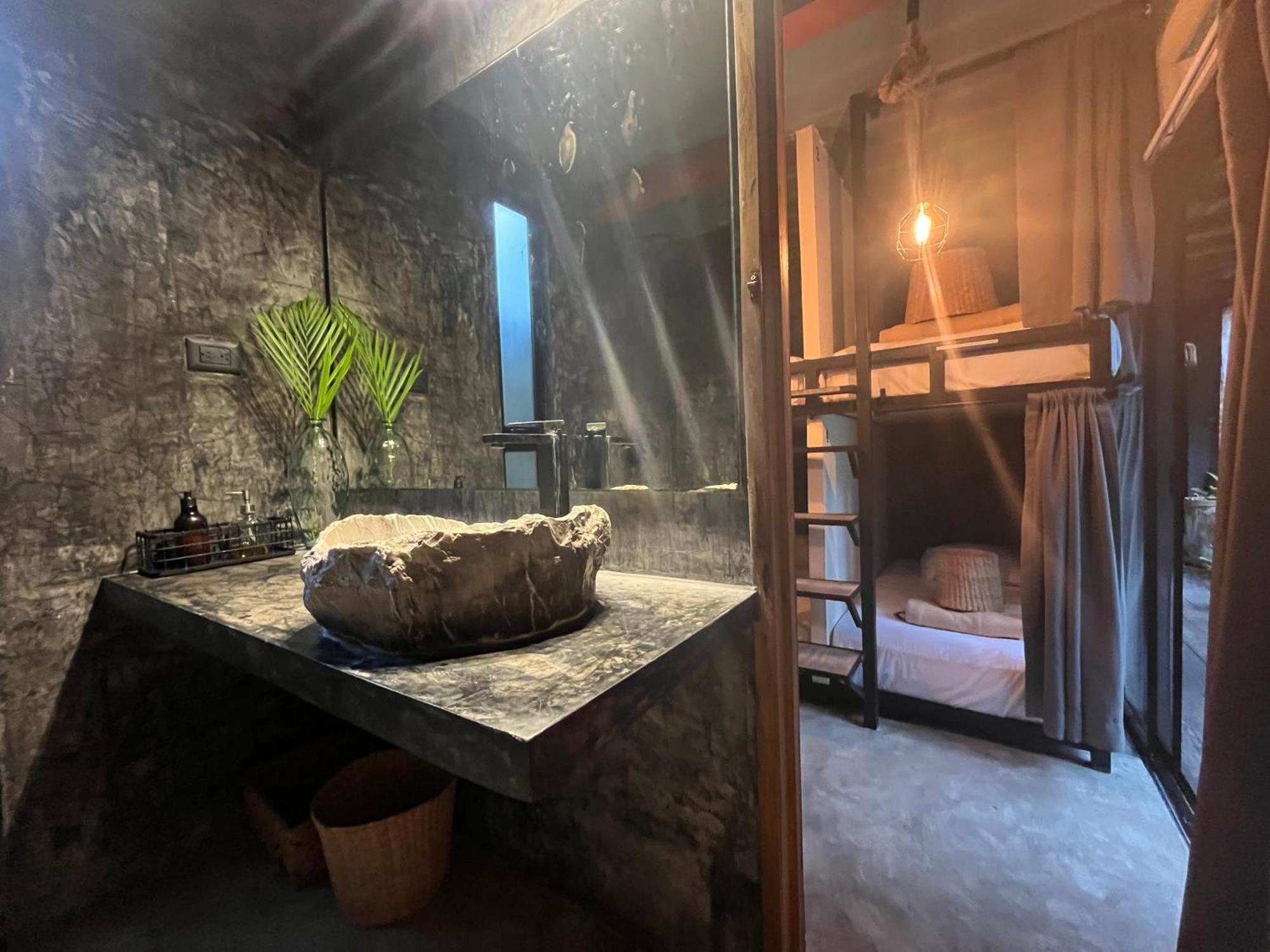 Meteora & Coffeehouse