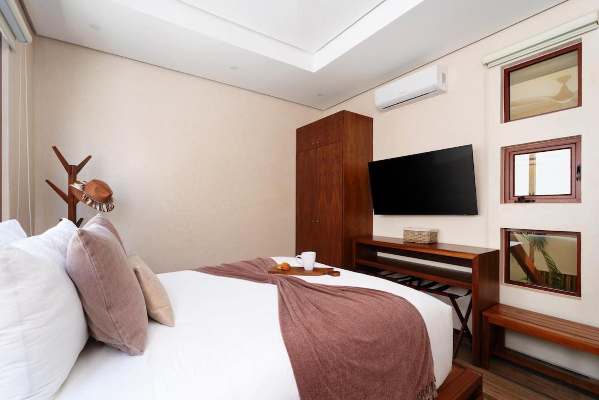 Wayak Luxury 5br Private Pool Gym, 24 7security Villa